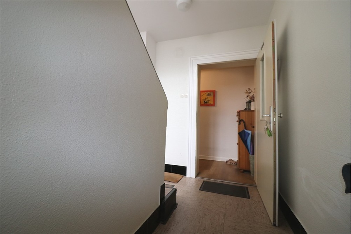 Charmante 3 Zimmer Wohnung im Erdgeschoss mit Terrasse & Garten in KR-Inrath, Inrather Str. - Photo 2