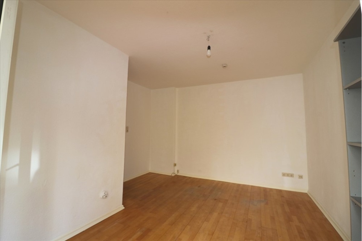 * 1-ZIMMER-PERLE IM ERDGESCHOSS MIT BALKON! 1 ZI- Apartment in KR-Mitte* - Photo 5