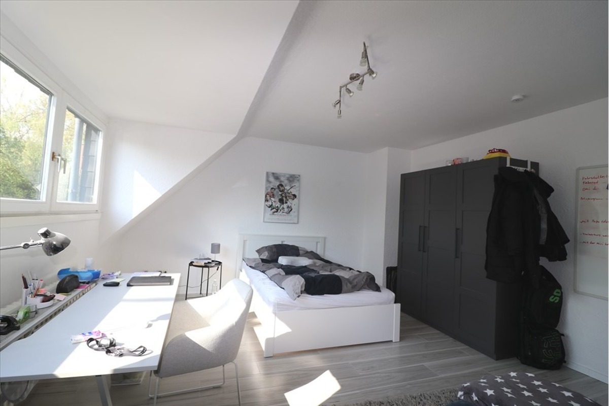 Wohn-/Schlafzimmer