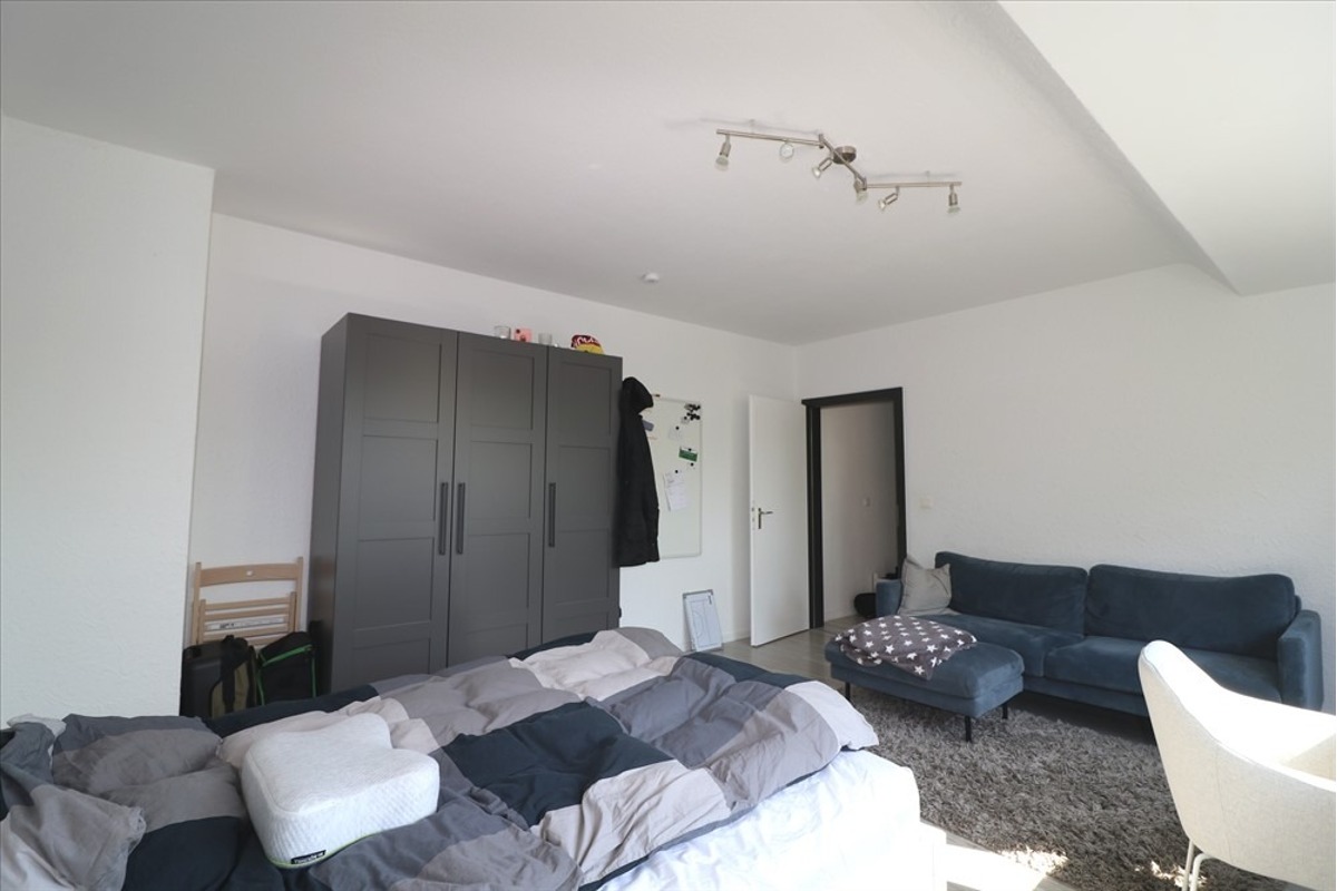 Wohn-/Schlafzimmer