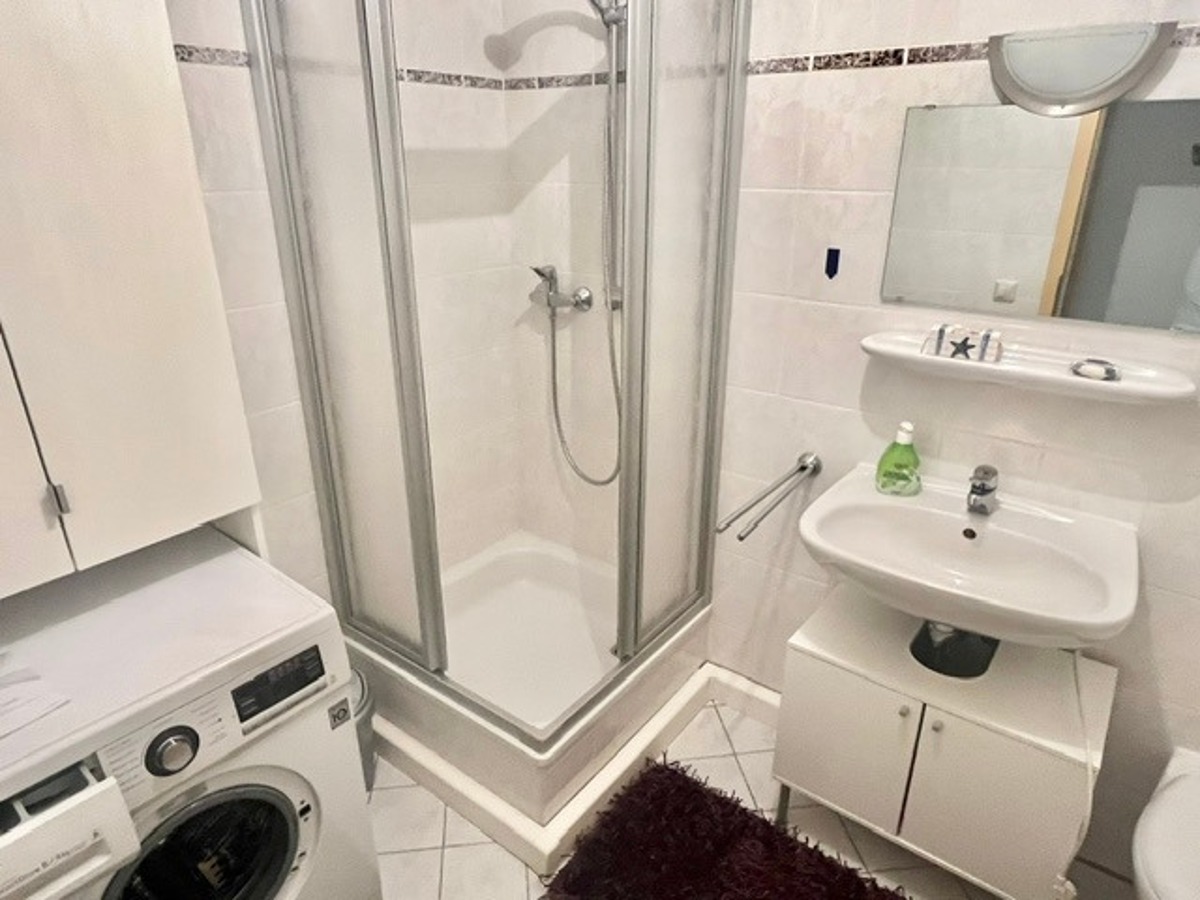 VOLL MÖBLIERT! Gepflegte Singlewohnung in der Ottostraße - Photo 5