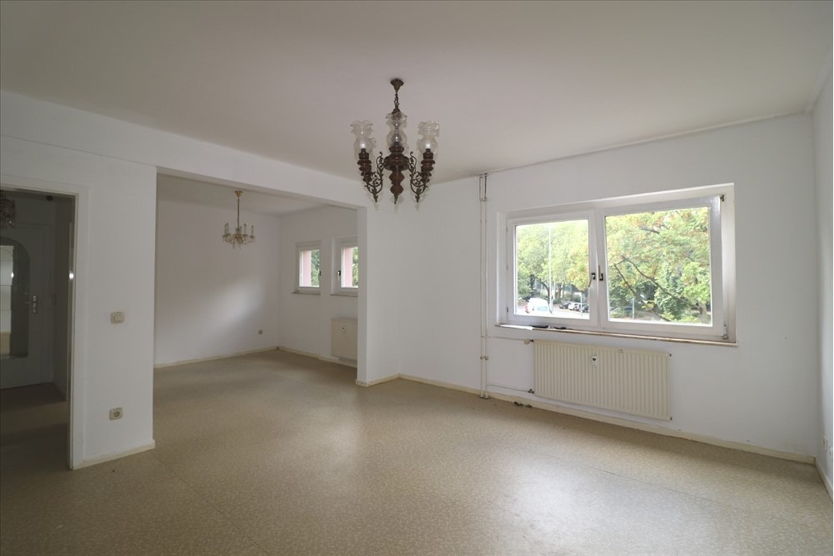 Wohn/-Esszimmer