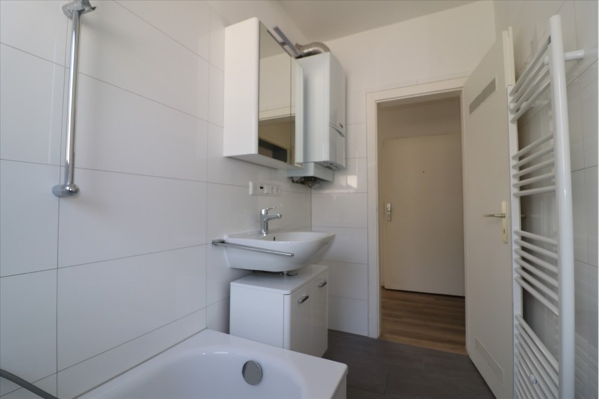 *3 Zimmer mit Balkon* in Krefeld, Dießemer Str. - Photo 4